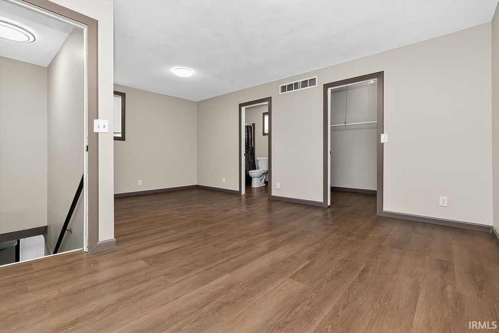 Photo of 721 Harrison Street, Elkhart, IN 46516 (MLS # 202546008)