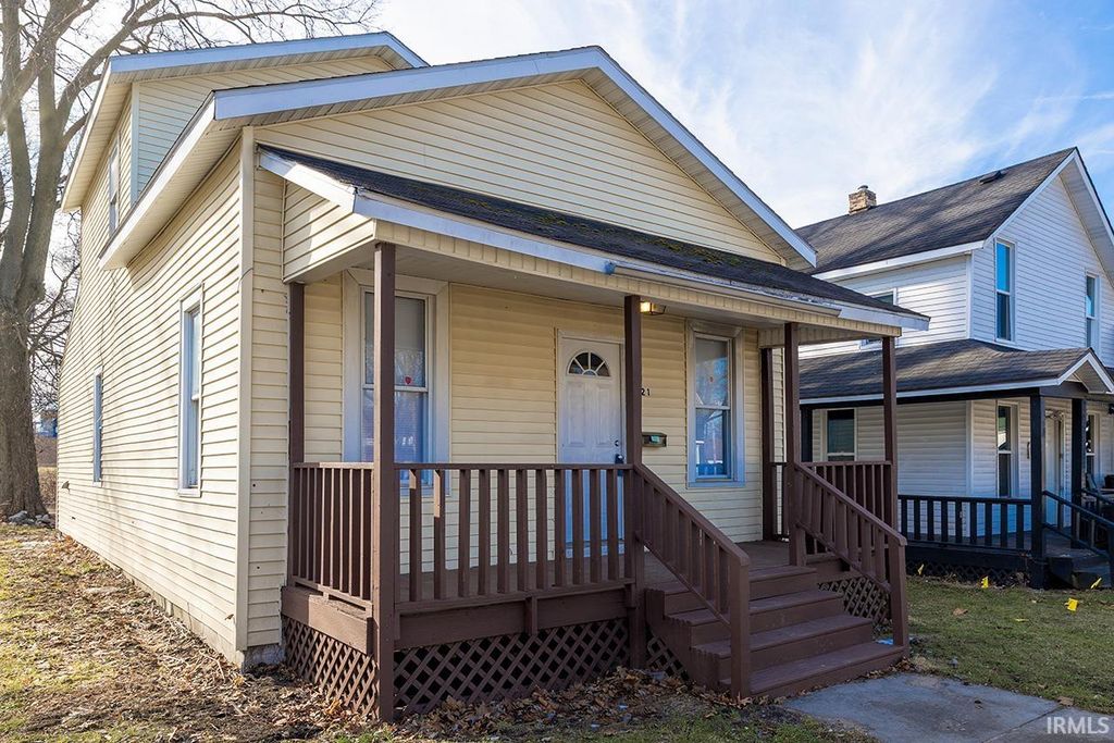 Photo of 721 Harrison Street, Elkhart, IN 46516 (MLS # 202546008)