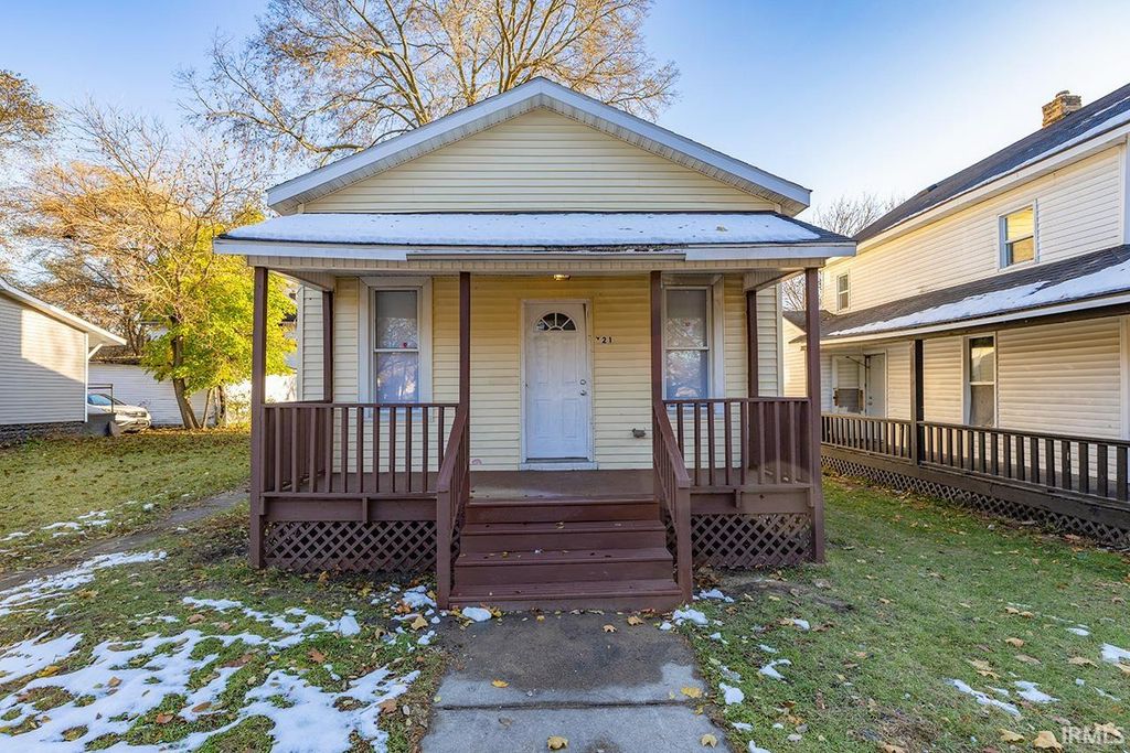 Photo of 721 Harrison Street, Elkhart, IN 46516 (MLS # 202546008)