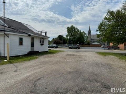 Tiny photo for 300 W North Street, Kokomo, IN 46901 (MLS # 202618849)