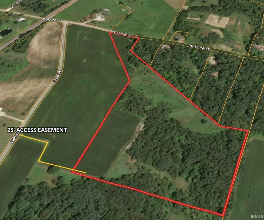 Photo of W 400 S Kinsey Road, Warsaw, IN 46580 (MLS # 202549627)