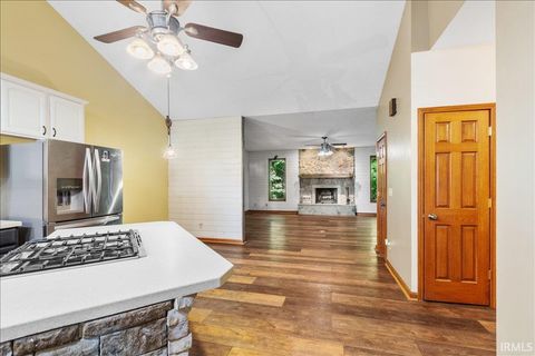 Tiny photo for 1353 S 1038 E, Greentown, IN 46936 (MLS # 202627370)