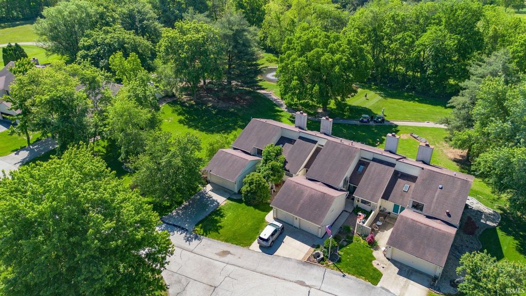 Photo of 9191 S Greenridge Lane, Bloomington, IN 47401 (MLS # 202618284)