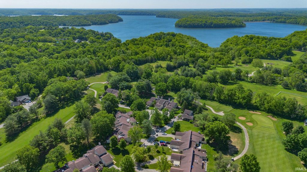 Photo of 9191 S Greenridge Lane, Bloomington, IN 47401 (MLS # 202618284)
