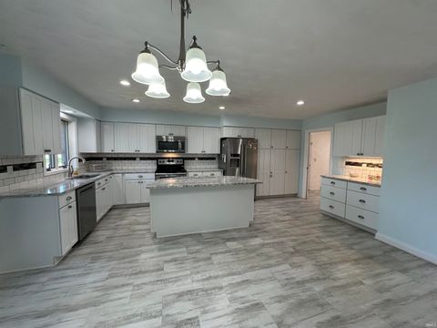 Tiny photo for 816 Lakeside Drive, Kokomo, IN 46901 (MLS # 202538154)