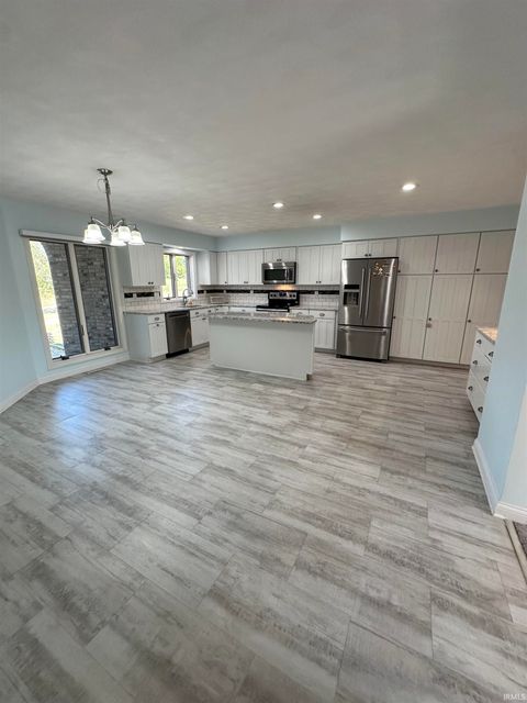 Tiny photo for 816 Lakeside Drive, Kokomo, IN 46901 (MLS # 202538154)
