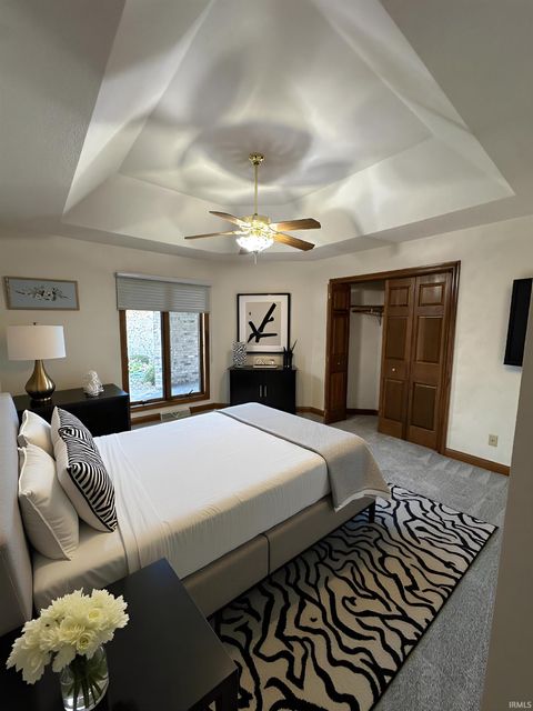 Tiny photo for 816 Lakeside Drive, Kokomo, IN 46901 (MLS # 202538154)