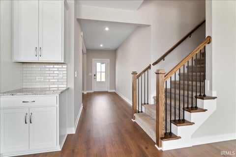Tiny photo for 5093 Jackson Drive, Newburgh, IN 47630 (MLS # 202613360)