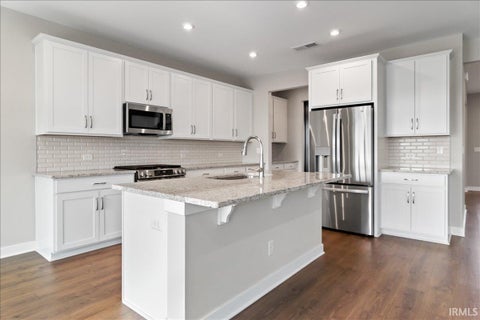 Tiny photo for 5093 Jackson Drive, Newburgh, IN 47630 (MLS # 202613360)