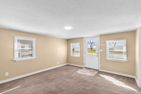 Tiny photo for 702-704 N West Boulevard, Elkhart, IN 46514 (MLS # 202609298)