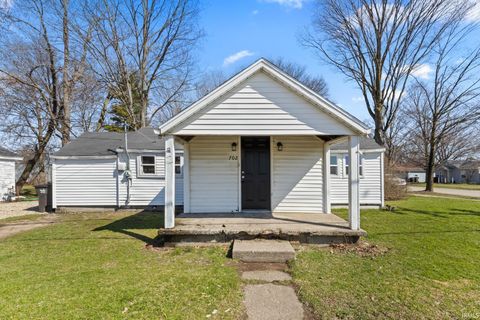 Tiny photo for 702-704 N West Boulevard, Elkhart, IN 46514 (MLS # 202609298)