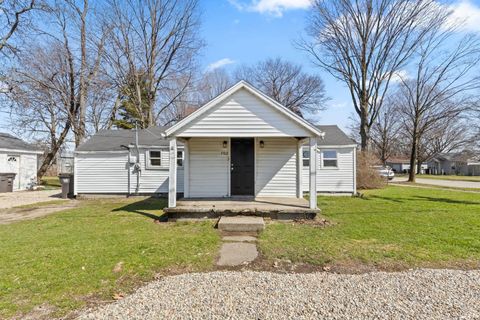 Tiny photo for 702-704 N West Boulevard, Elkhart, IN 46514 (MLS # 202609298)