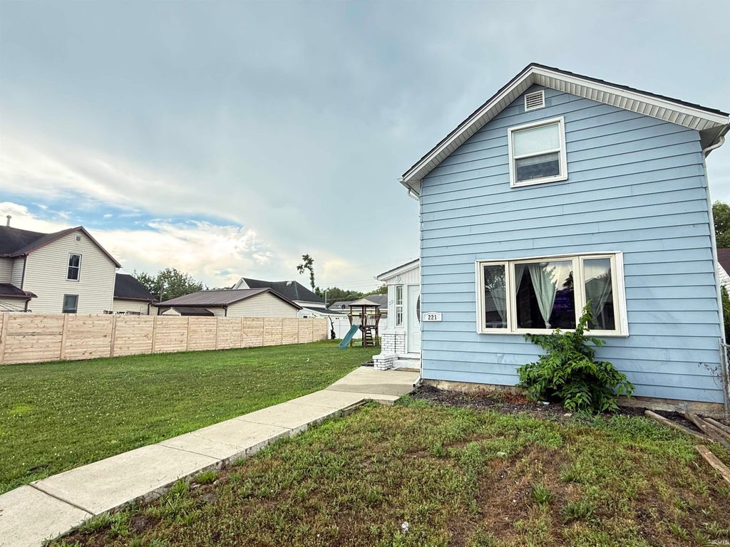 Photo of 221 Grove Street, Logansport, IN 46947 (MLS # 202629192)