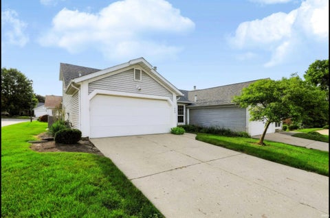 Photo of 1805 Twin Oaks Lane, Lafayette, IN 47905 (MLS # 202630104)