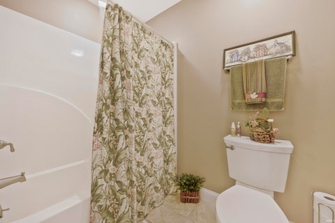 Tiny photo for 1034 Johannes Court, Evansville, IN 47725 (MLS # 202632697)