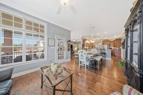 Tiny photo for 1034 Johannes Court, Evansville, IN 47725 (MLS # 202632697)