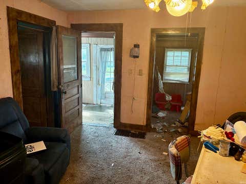 Tiny photo for 130 S Jefferson Street, Princeton, IN 47670 (MLS # 202635307)