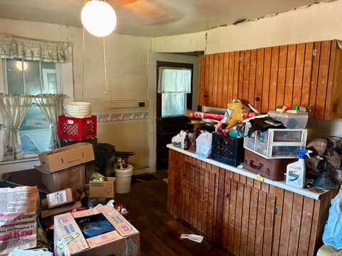 Tiny photo for 130 S Jefferson Street, Princeton, IN 47670 (MLS # 202635307)