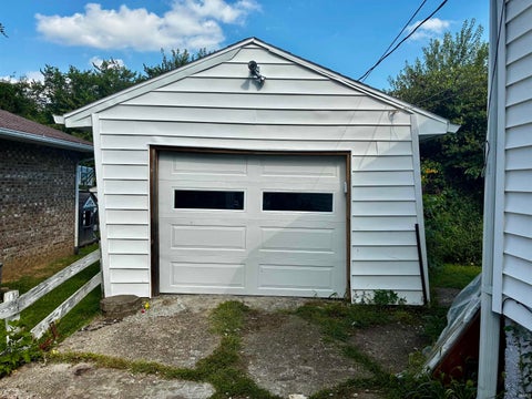 Tiny photo for 130 S Jefferson Street, Princeton, IN 47670 (MLS # 202635307)