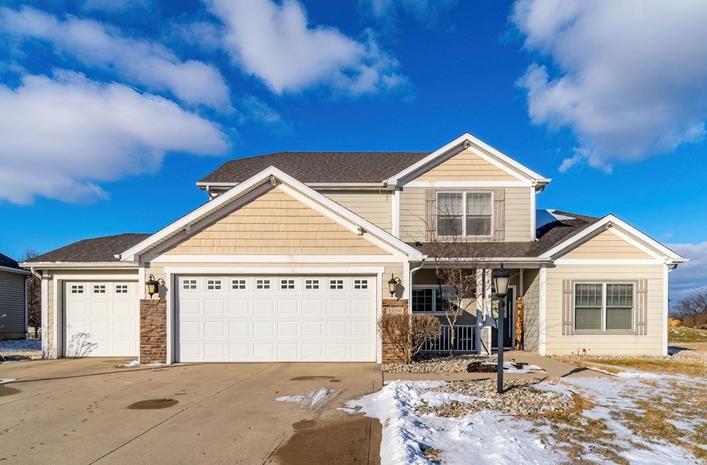 Photo of 13210 Plumbago Court, Fort Wayne, IN 46814 (MLS # 202605927)