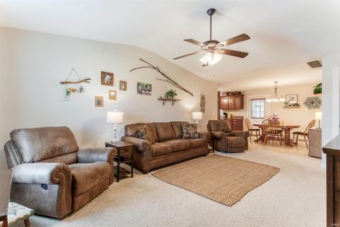 Tiny photo for 513 S Eighth Avenue, Haubstadt, IN 47639 (MLS # 202612398)