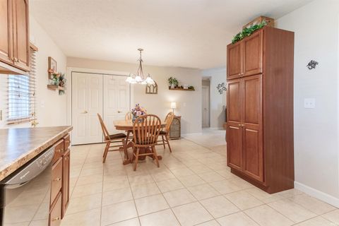 Tiny photo for 513 S Eighth Avenue, Haubstadt, IN 47639 (MLS # 202612398)