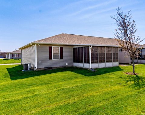 Tiny photo for 513 S Eighth Avenue, Haubstadt, IN 47639 (MLS # 202612398)
