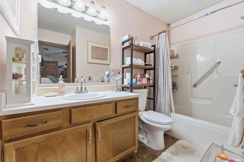 Tiny photo for 2106 Logan Court, Kendallville, IN 46755 (MLS # 202600824)