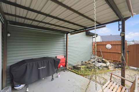 Tiny photo for 2106 Logan Court, Kendallville, IN 46755 (MLS # 202600824)