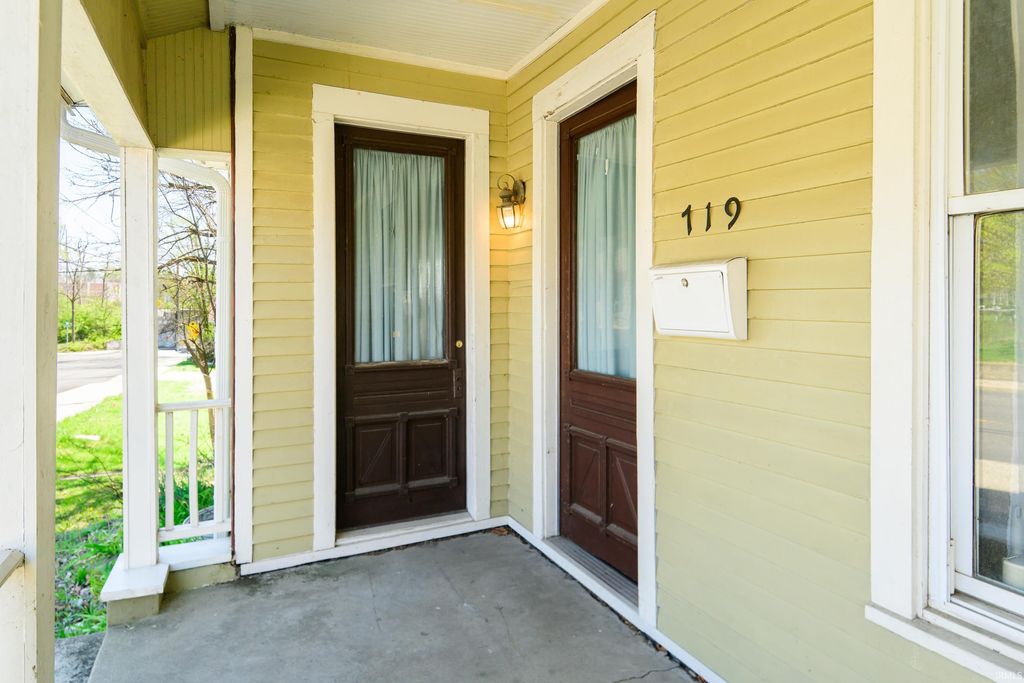 Photo of 719 W 11th Street, Bloomington, IN 47404 (MLS # 202613429)