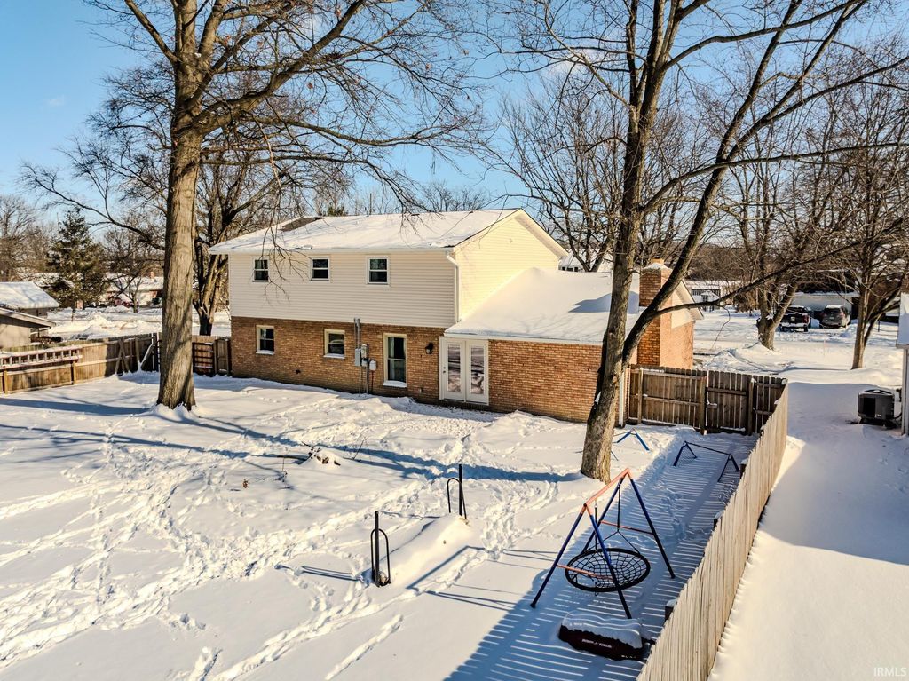 Photo of 4913 N Cornwall Drive, Muncie, IN 47304 (MLS # 202602999)