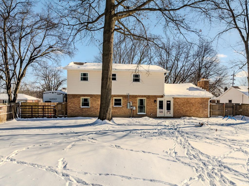 Photo of 4913 N Cornwall Drive, Muncie, IN 47304 (MLS # 202602999)