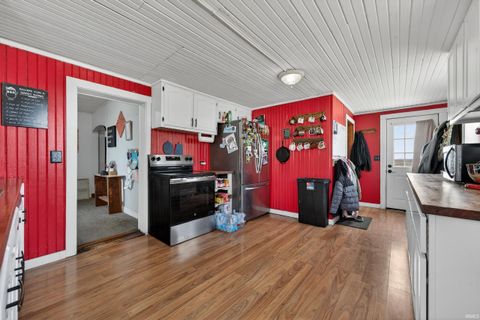 Tiny photo for 3715 S 100 E, Star City, IN 46985 (MLS # 202611913)