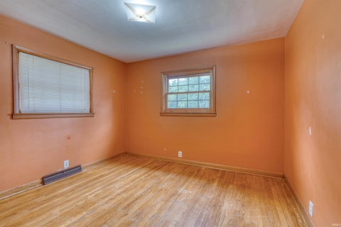 Tiny photo for 577 W Degonia Road, Boonville, IN 47601 (MLS # 202620065)