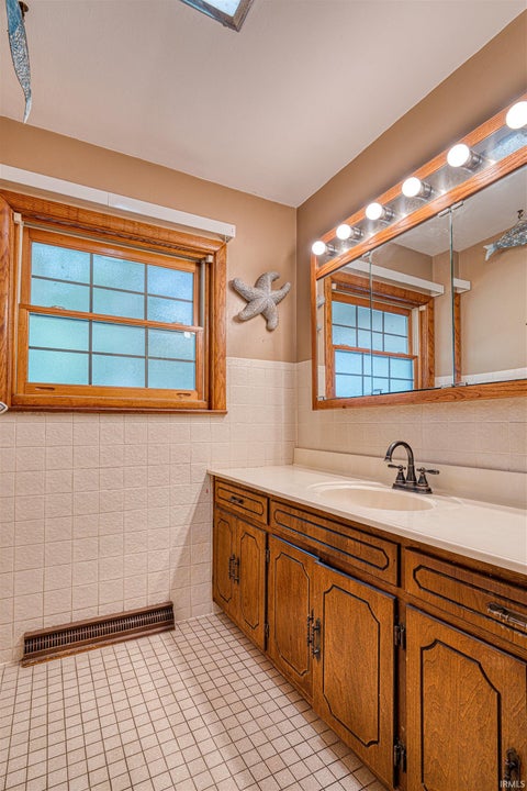 Tiny photo for 577 W Degonia Road, Boonville, IN 47601 (MLS # 202620065)