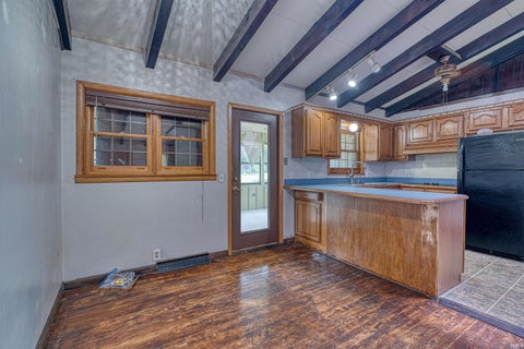 Tiny photo for 577 W Degonia Road, Boonville, IN 47601 (MLS # 202620065)
