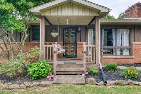 Tiny photo for 577 W Degonia Road, Boonville, IN 47601 (MLS # 202620065)