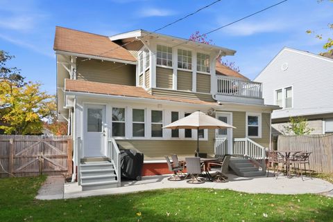 Tiny photo for 2202 Crescent Avenue, Fort Wayne, IN 46805 (MLS # 202543782)