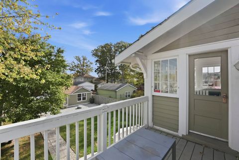 Tiny photo for 2202 Crescent Avenue, Fort Wayne, IN 46805 (MLS # 202543782)