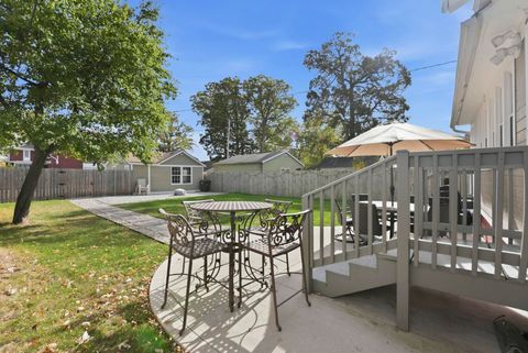 Tiny photo for 2202 Crescent Avenue, Fort Wayne, IN 46805 (MLS # 202543782)