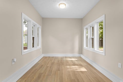 Tiny photo for 709 E MAIN Street, Greentown, IN 46936 (MLS # 202638095)
