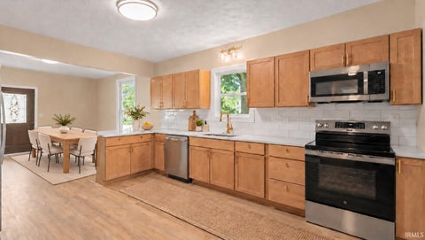 Tiny photo for 709 E MAIN Street, Greentown, IN 46936 (MLS # 202638095)