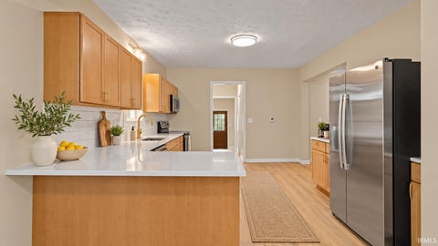 Tiny photo for 709 E MAIN Street, Greentown, IN 46936 (MLS # 202638095)