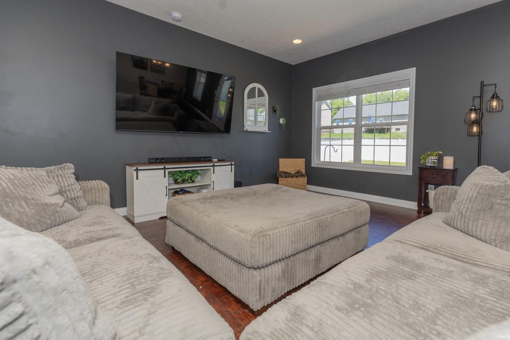 Photo of 1415 Breezy Creek Drive, Evansville, IN 47720 (MLS # 202617725)
