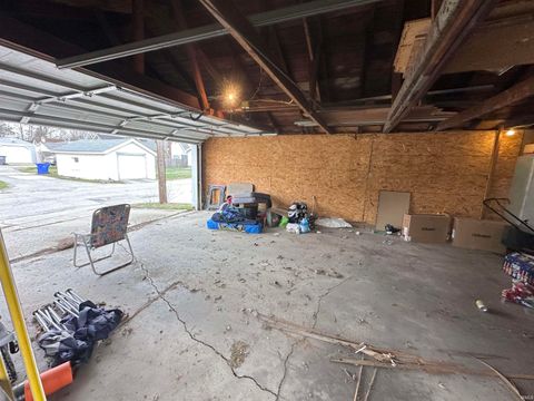 Tiny photo for 1137 S Webster Street, Kokomo, IN 46902 (MLS # 202608486)