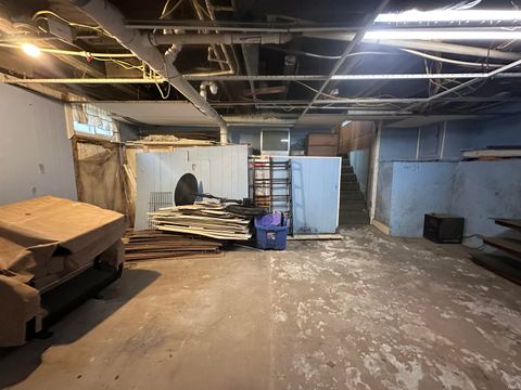 Tiny photo for 1137 S Webster Street, Kokomo, IN 46902 (MLS # 202608486)