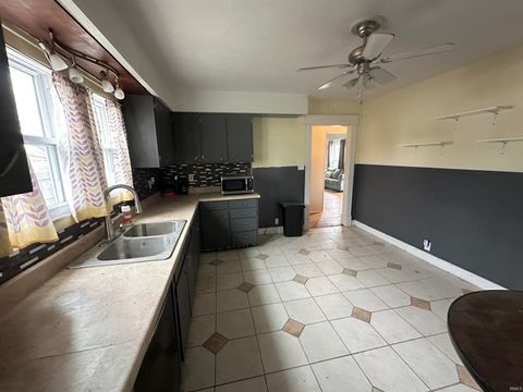 Tiny photo for 1137 S Webster Street, Kokomo, IN 46902 (MLS # 202608486)