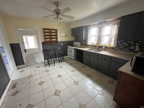 Tiny photo for 1137 S Webster Street, Kokomo, IN 46902 (MLS # 202608486)