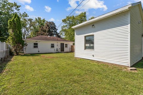 Tiny photo for 1616 Columbus Boulevard, Kokomo, IN 46901 (MLS # 202532751)