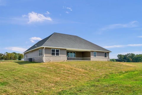 Tiny photo for 2121 Deepwater Loop, Monticello, IN 47960 (MLS # 202644514)